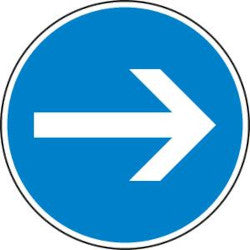 Straßenschild Vorgeschriebene Fahrtrichtung