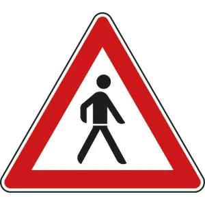 Straßenschild Achtung