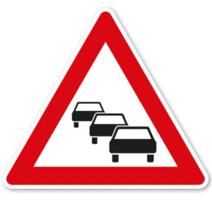 Straßenschild Achtung