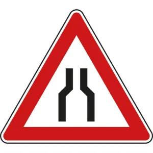 Straßenschild Achtung