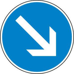 Straßenschild Vorgeschriebene Fahrtrichtung